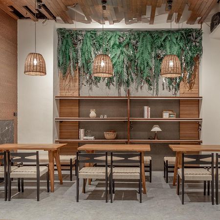 Sun Moon Lake Itathao Vacation Inn With Elevator Yuchi Buitenkant foto