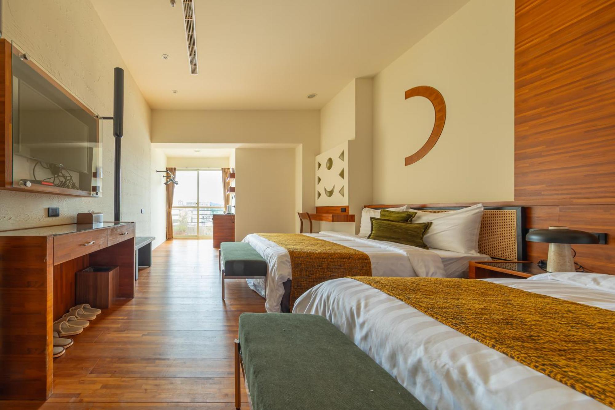 Sun Moon Lake Itathao Vacation Inn With Elevator Yuchi Buitenkant foto