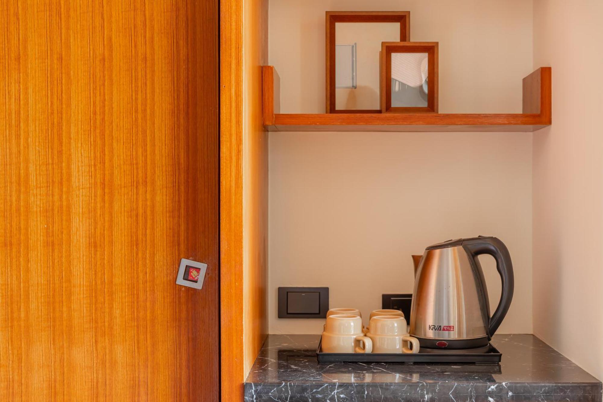 Sun Moon Lake Itathao Vacation Inn With Elevator Yuchi Buitenkant foto