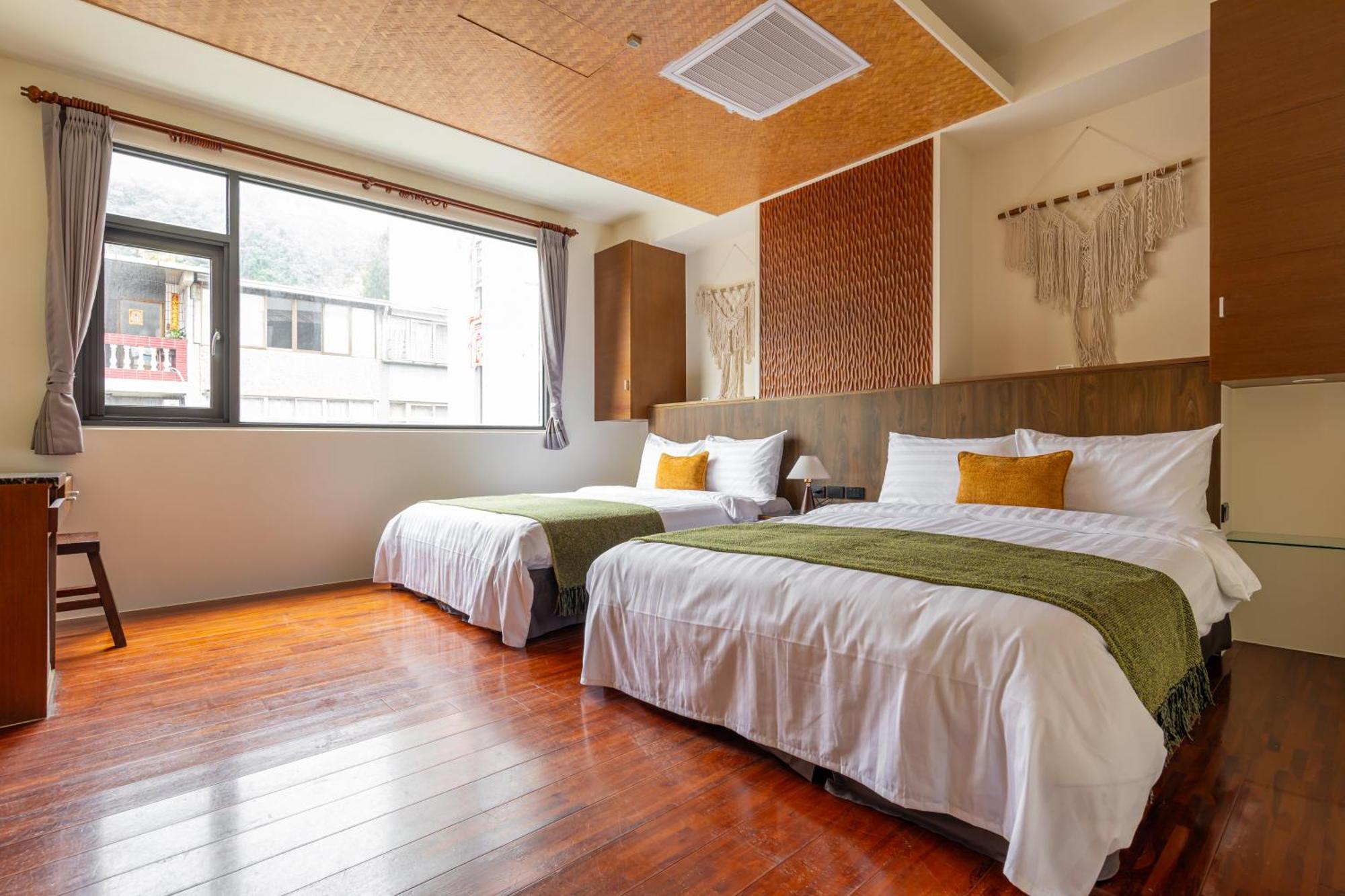 Sun Moon Lake Itathao Vacation Inn With Elevator Yuchi Buitenkant foto