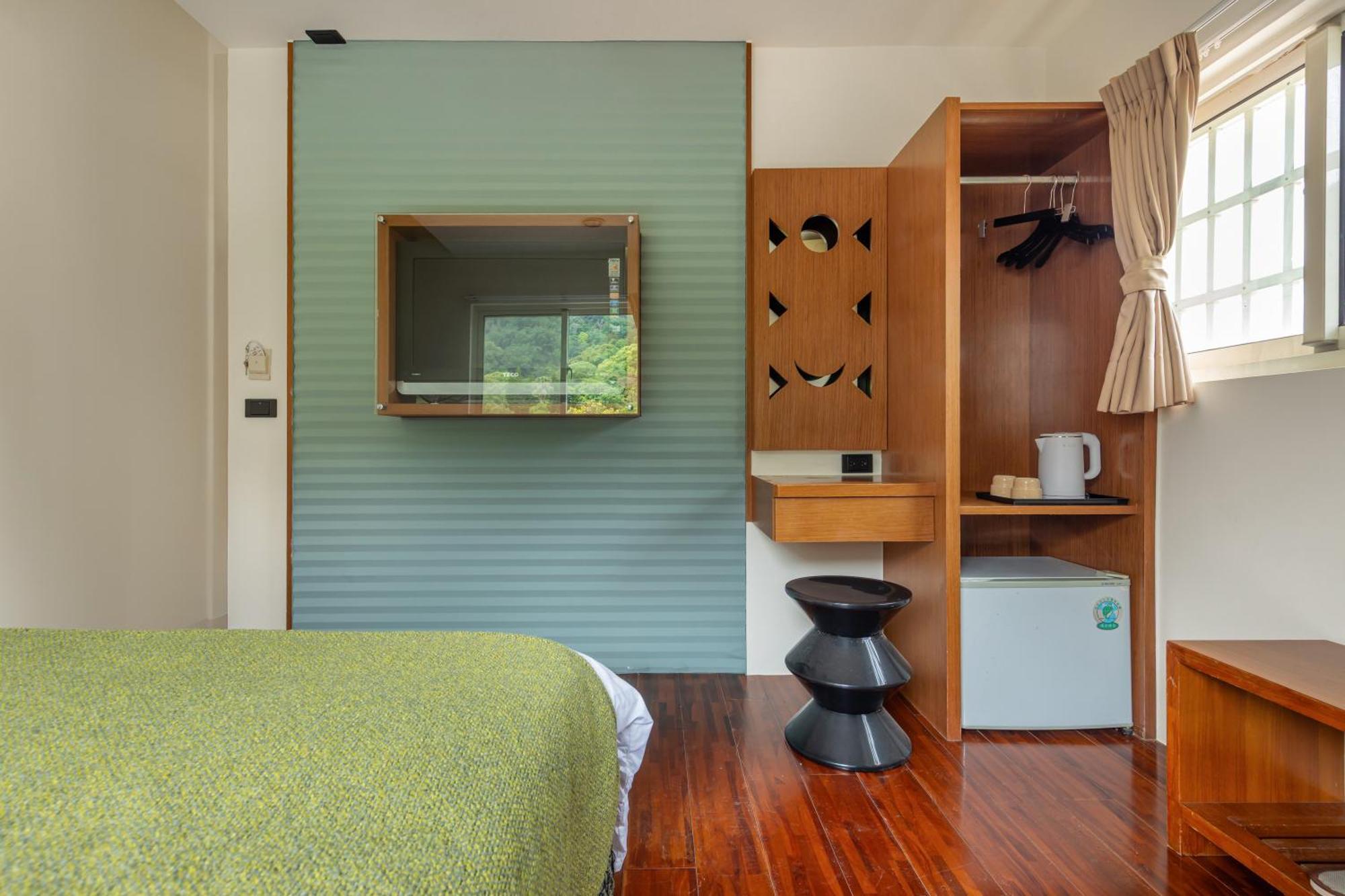 Sun Moon Lake Itathao Vacation Inn With Elevator Yuchi Buitenkant foto