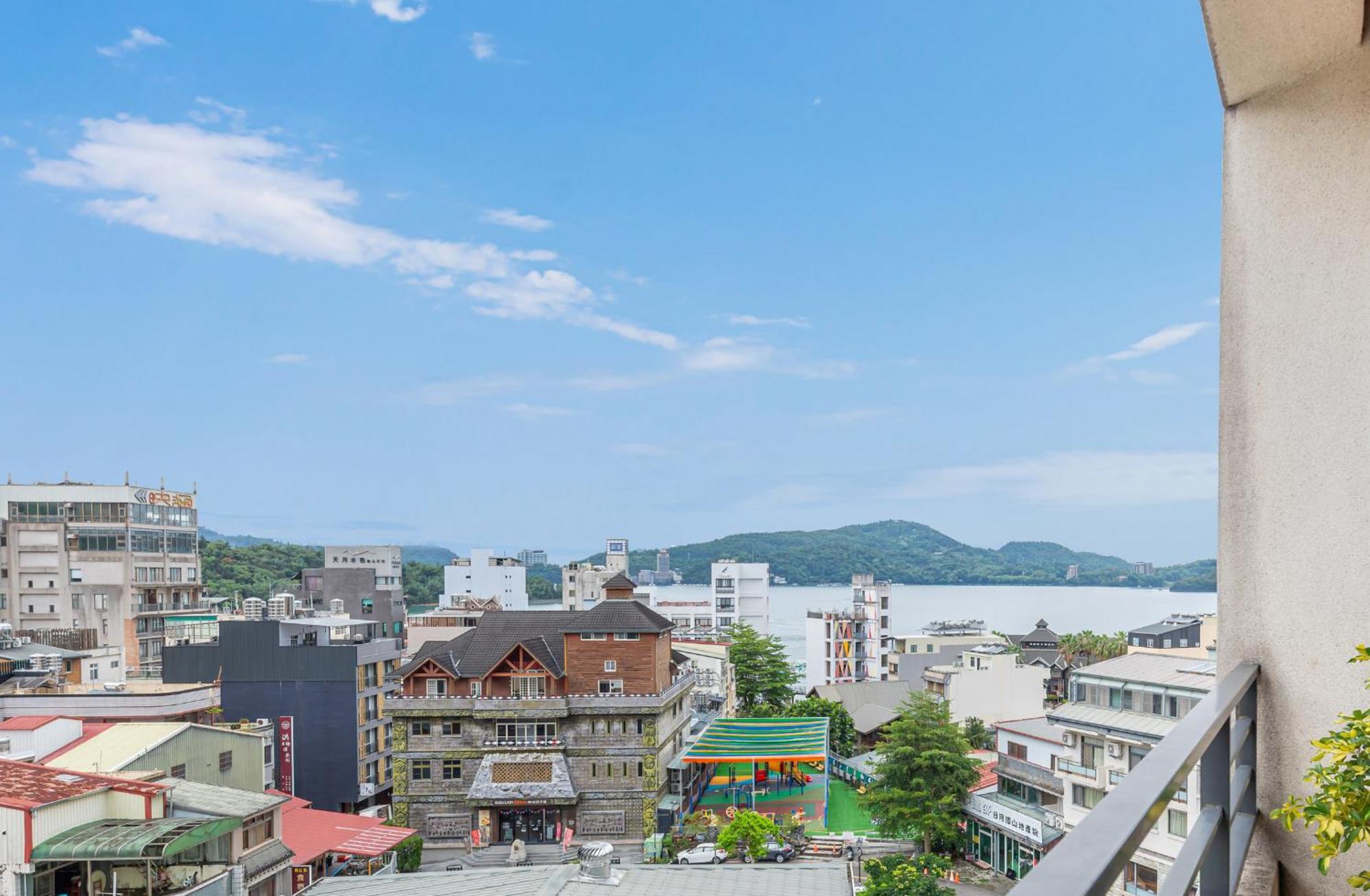 Sun Moon Lake Itathao Vacation Inn With Elevator Yuchi Buitenkant foto