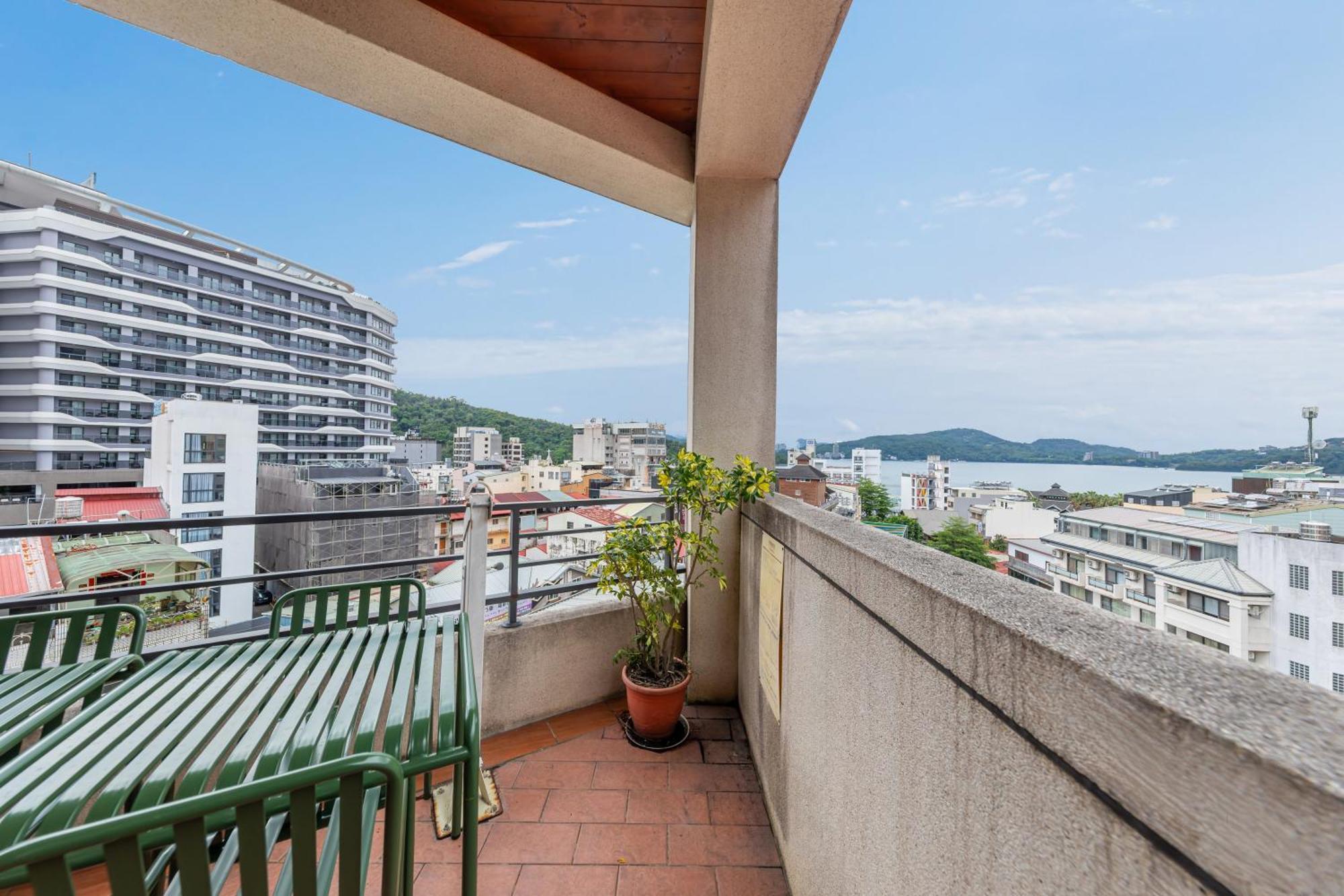 Sun Moon Lake Itathao Vacation Inn With Elevator Yuchi Buitenkant foto