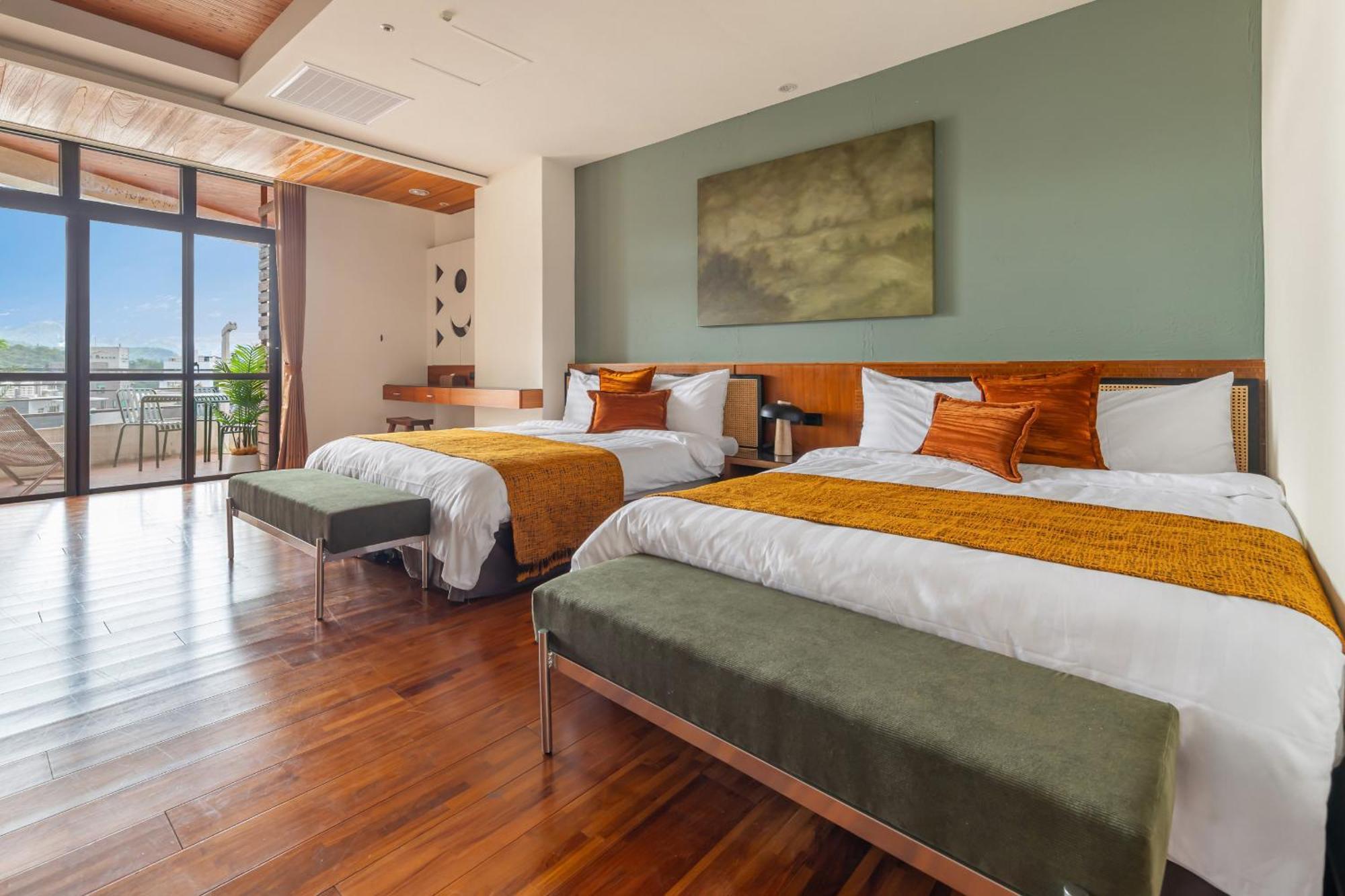 Sun Moon Lake Itathao Vacation Inn With Elevator Yuchi Buitenkant foto